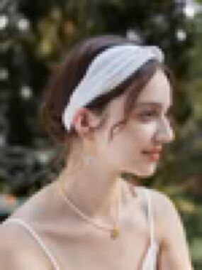 Simple Retro Twisted Criss Cross Headband White